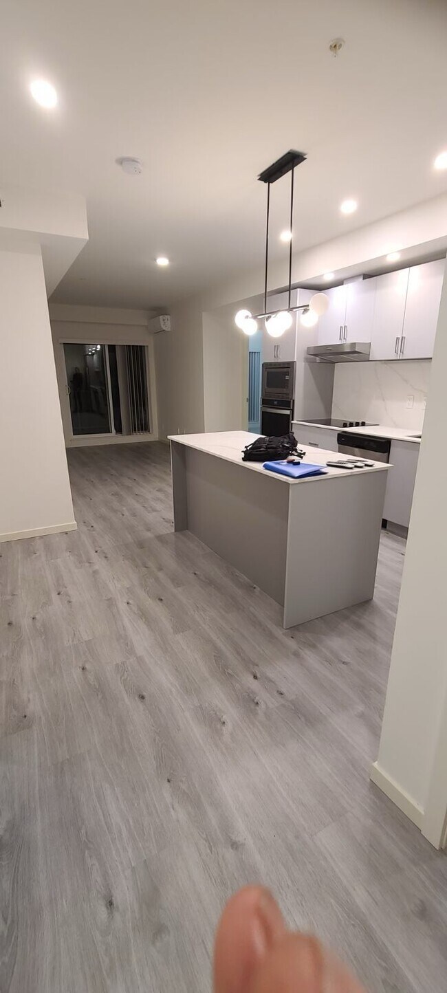 Photo - 880 Saucier Av Unit 3rd floor