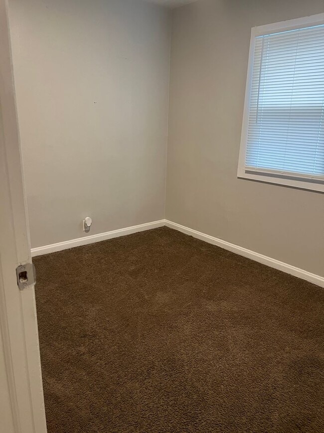 Photo - 1472 W 32nd St Unit 1474 W 32nd St