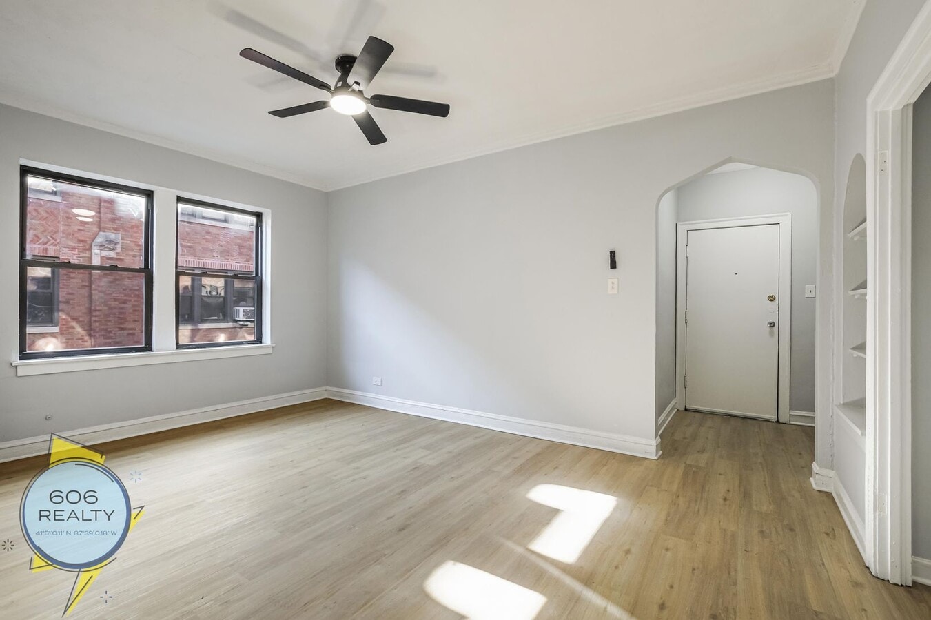 Photo - 5244 S Drexel Ave Condo Unit 52S