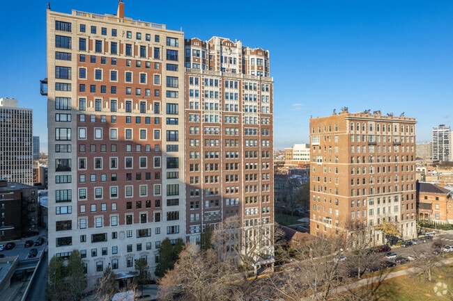 Photo - 2440 N Lakeview Ave