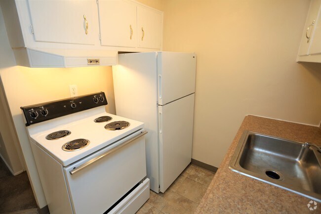 Kitchen 1 BR