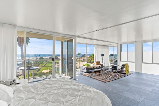 Photo - 1200 Harbor Dr N