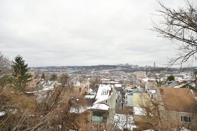 Photo - South Side 3BR - Simple, Solid, Ready