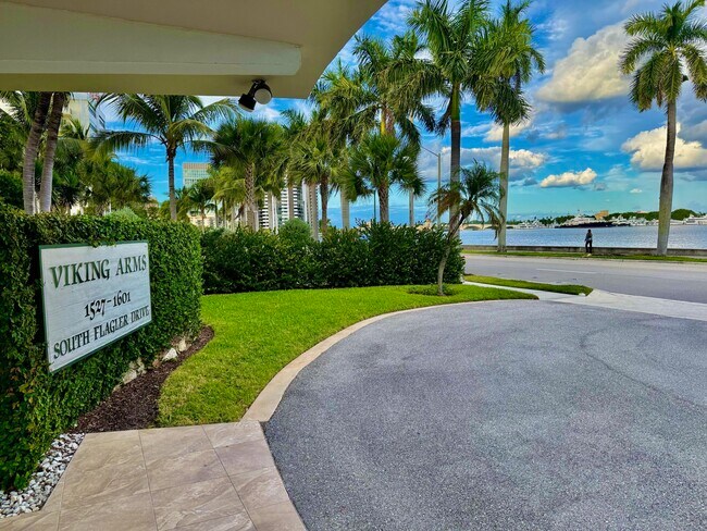 Photo - 1527 S Flagler Dr Unidad 206f