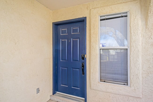 Photo - 6937 El Cajon Ct NW