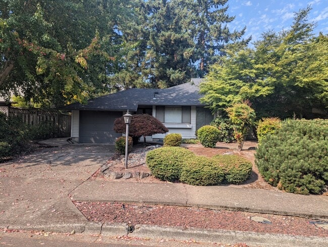 Photo - 15847 SW Village Ln