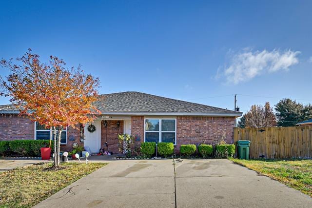 Building Photo - 607 Kings Way Dr