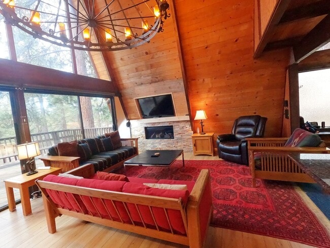 Photo - Winter Lease - Less than half a mile to Burnt Cedar Beach, Restaurants and Grocery!!