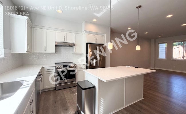 Photo - 18016 12th Ave NE