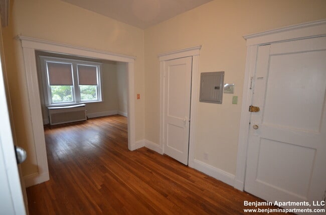 Photo - 3 Egremont Rd Condo Unit 12