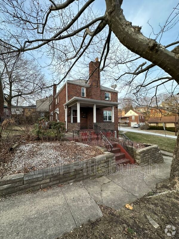 Building Photo - 2819 Morlock St Rental