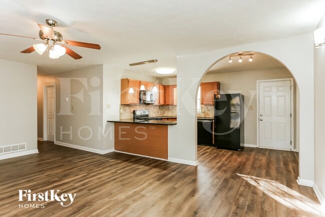 Photo - 45 Water Way Trail