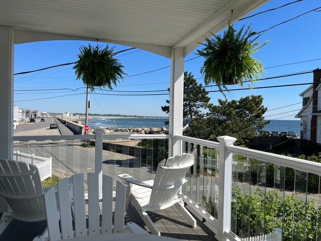 Photo - 2 1/2 Dumas Ave