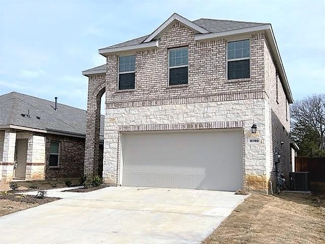 Photo - 3702 Southbend Dr