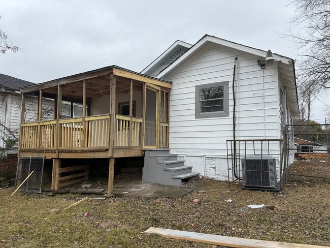 Photo - 353 16th Ave N