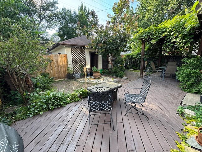 Building Photo - 3546 Harriet Ave Unit 3546 Rental