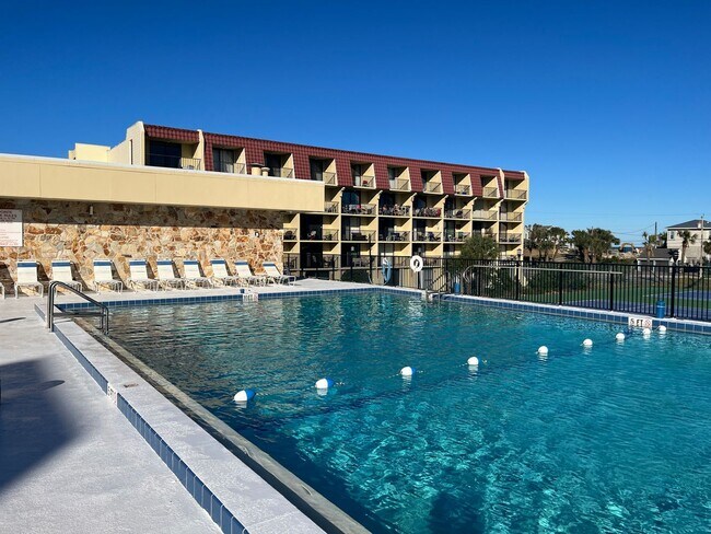 Photo - Amazing Ocean View from Pool and Jacuzzi -... Unit 223