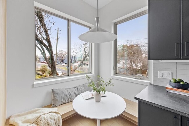 Photo - 700 Denson Dr Unit 2102