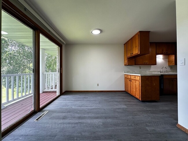 Photo - 3041-3043 Humboldt Rd. DUPLEX Unit 3041