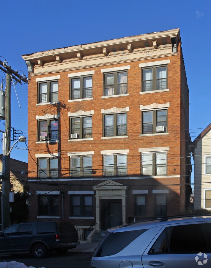Photo - 23-25 Cortlandt St Apartments