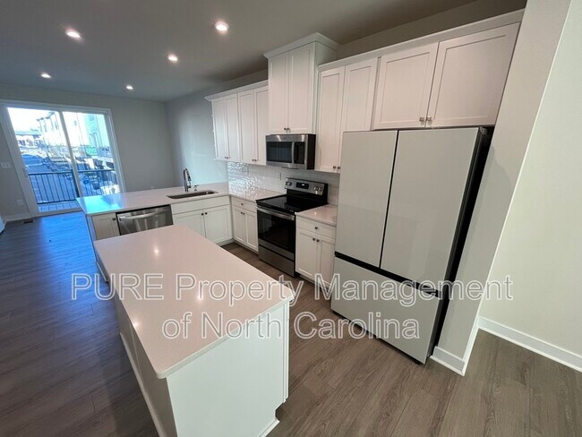 Photo - 4730 Chastain Ave