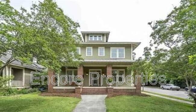 Building Photo - 1002 Monmouth Ave Unit A