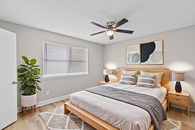 Building Photo - The Woodford Rental