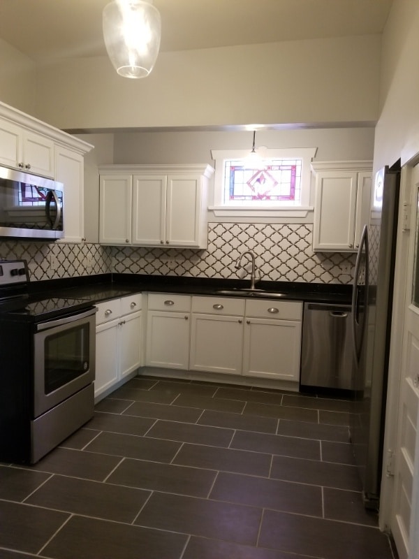 Photo - 900 E Park Ave