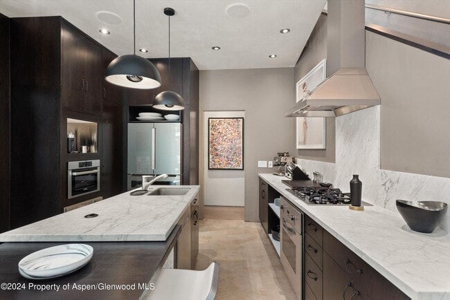 Photo - 1180 Dale Ave