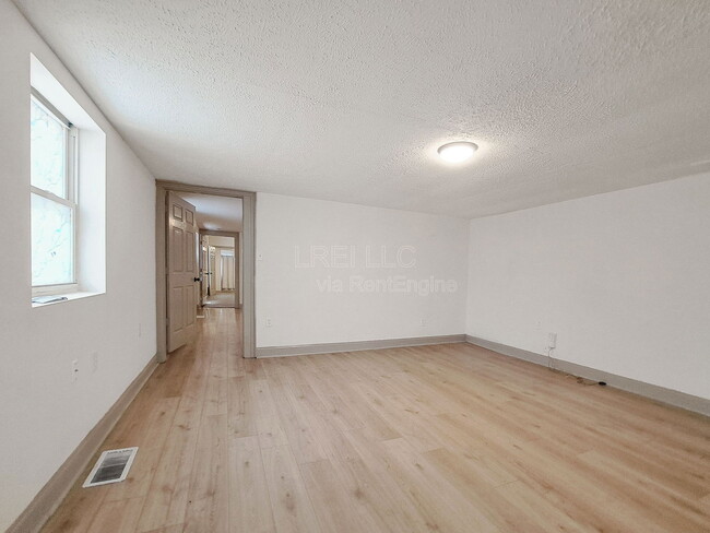 Photo - 2508 W Main St