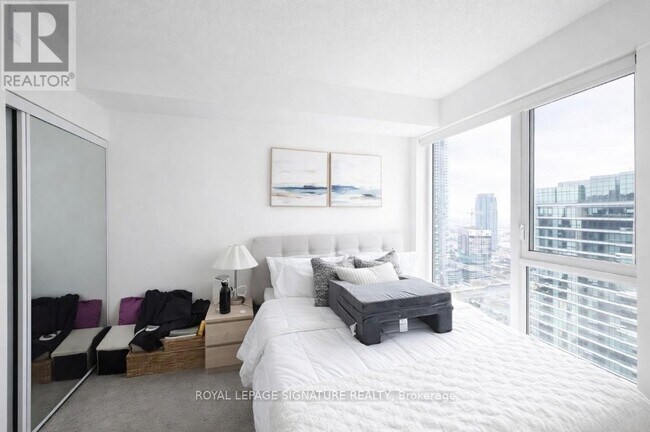 Photo - 4065 Confederation Pkwy Unité 3702