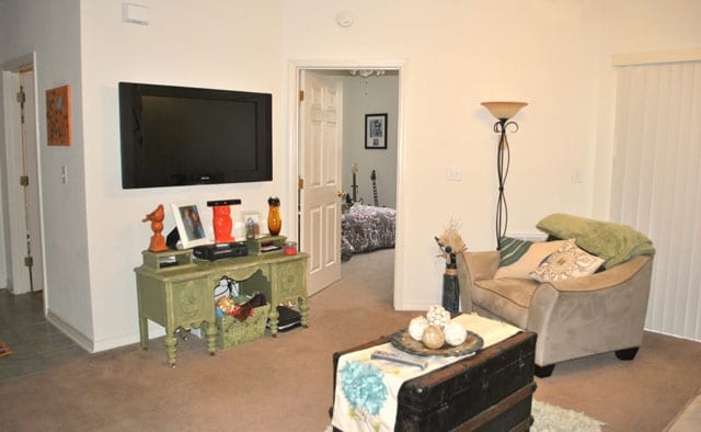 Living Room - Cypress Lake Apartments