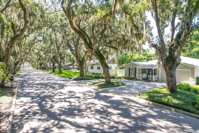 Photo - 16 Magnolia Ave Unidad ID1281942P