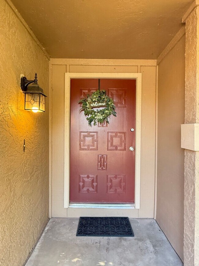 Photo - THE LAKES, TEMPE 2 Bedroom 2 Bathroom UNFU...