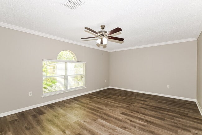 Photo - 4059 Woodley Creek Rd