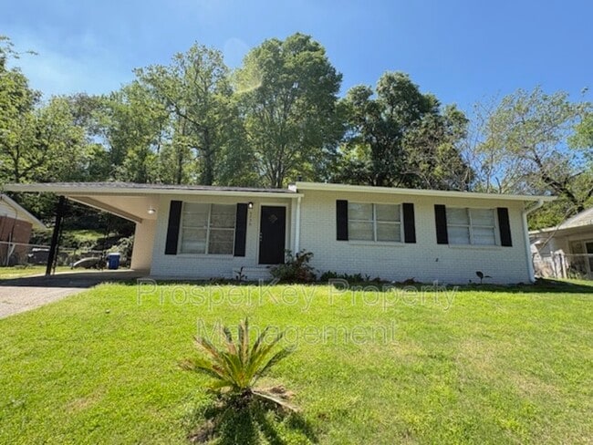 Building Photo - 5730 Teresa St