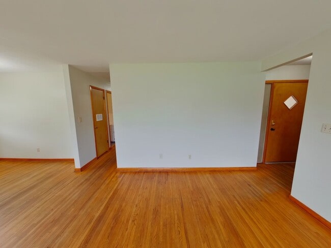 Photo - 3456 S Everett St