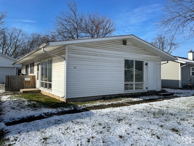 Building Photo - 3 Bedroom Home in Chesterfield