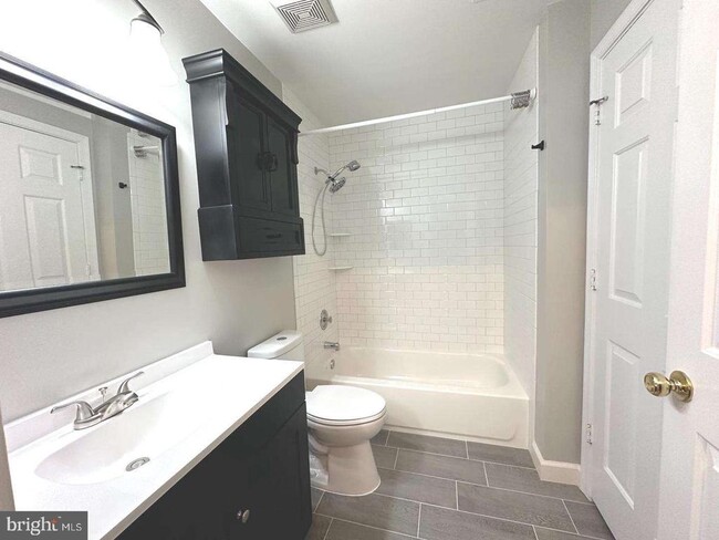 Photo - 12103 Greenwood Ct Unit 201