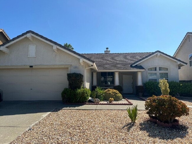 Building Photo - 2352 Whitetail Dr Rental