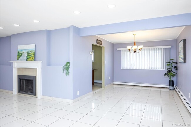 Photo - 201 Sprucewood Dr