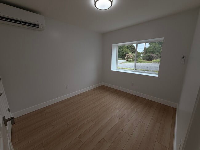 Photo - Barrington Brick House Unit 99B