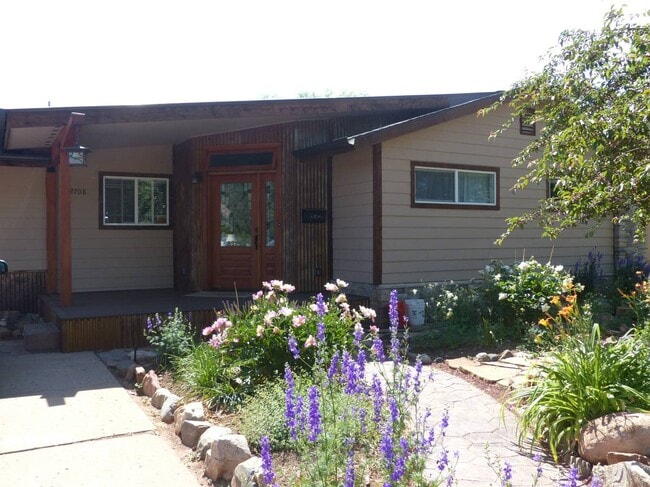 Photo - 2708 Mesa Avenue