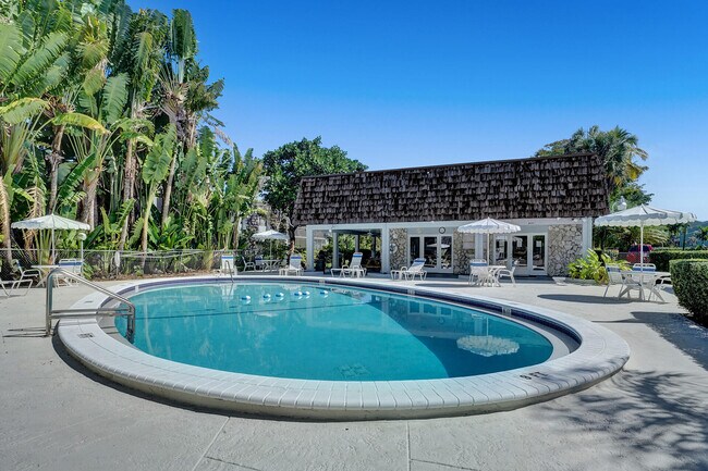 3109 Oakland Shores Dr Unidad G110