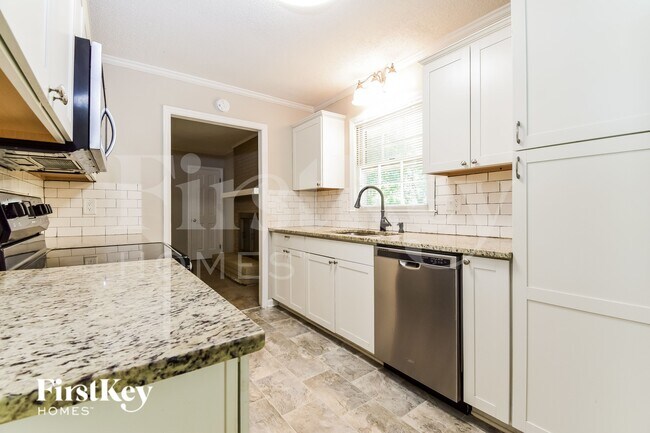 75 Winnview Dr