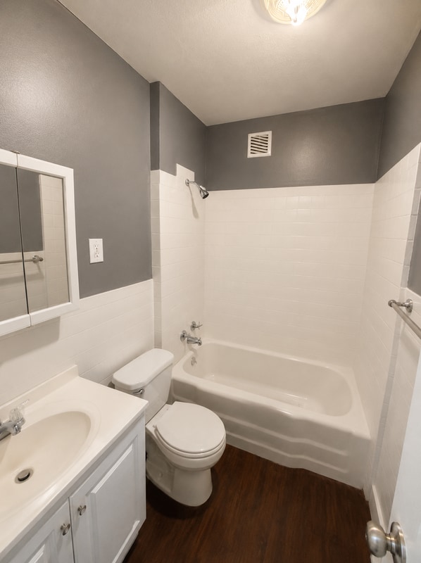 Photo - 12602 Locke Ave