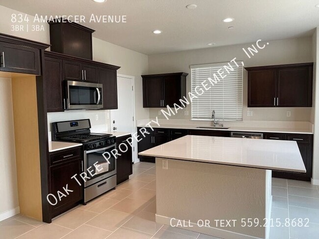 Photo - 834 Amanecer Ave