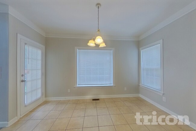 Photo - 201 Clearmeadow Dr