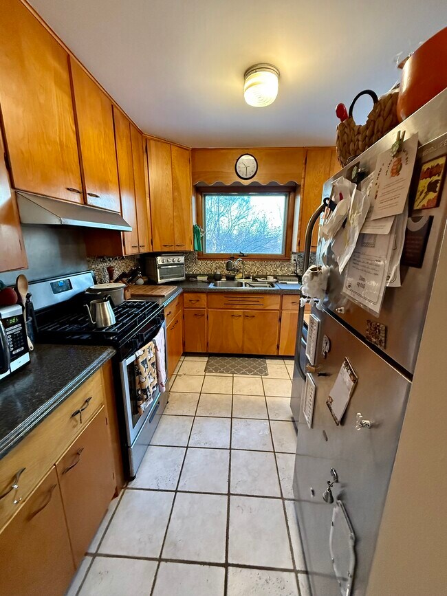 Photo - 150 Honness Ln