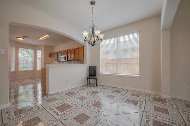 Photo - 155 Rodeo Dr